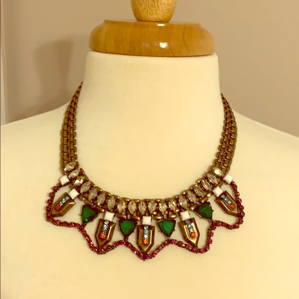 Retired Stella & Dot statement necklace